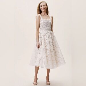 Bronx & Banco Britney Dress Size M Retro inspired lace bridal dress.